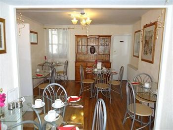 Bed and breakfast Carnson House 4*